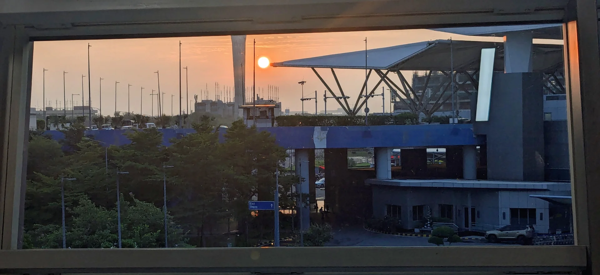 Sunrise at Delhi Airport